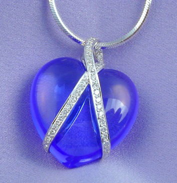 18k Gold Pendants - 18k White Gold Heart Shaped Pendant With Blue Quartz And Diamonds