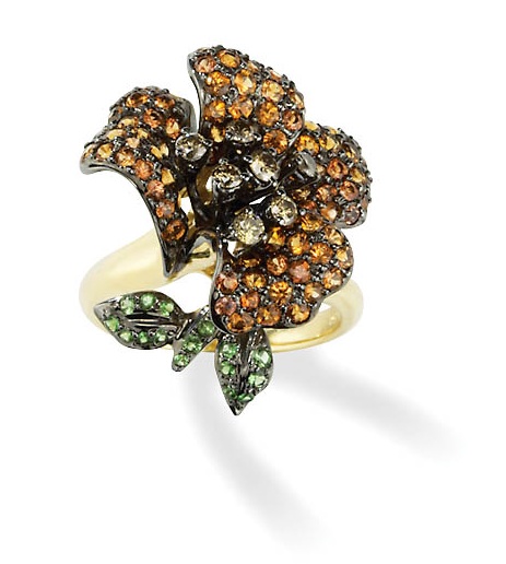 Champagne Diamonds - 18k Gold Orange Sapphire Flower Ring With Champagne Diamonds
